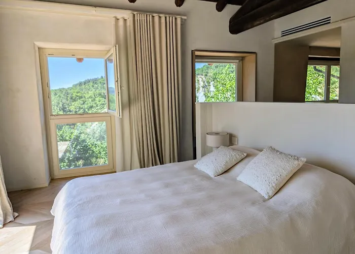 Апартаменты Cascina Le Moire Merana